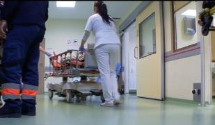 Daune de peste 200 de mii de euro pentru un copil mutilat din greşeală la un spital din Iaşi