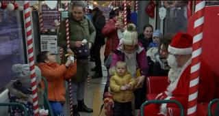 Moş Crăciun a venit cu tramvaiul, nu cu sania, la Cluj-Napoca