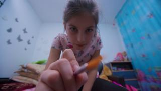 Ana Maria, fetița care s-a închis ca-ntr-un castel de cleștar, după ce a aflat că e bolnavă