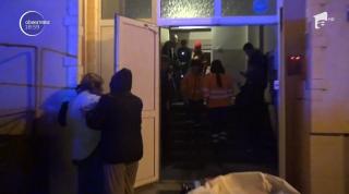 Copilul de 3 ani care a murit căzând în gol într-un bloc din Bistrița venise în vizită cu părinții la bunici