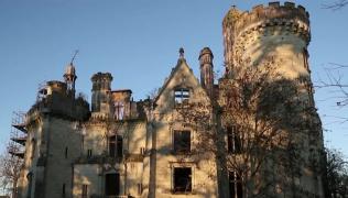 Surpriză pentru donatorii care au salvat un castel din Franța