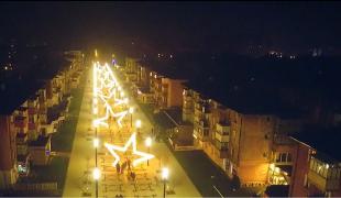 Oraşele din România, transformate de luminile aprinse de sărbători