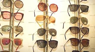 Ochelari de soare iarna, moft sau necesitate. Ce ne recomadă specialiștii