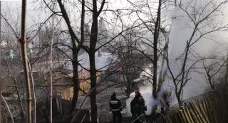 Stare de alertă în Valea Jiului, după ce un depozit de cărbune s-a aprins în subteran