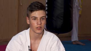 Eduard, campionul care înfruntă lipsurile pentru a reprezenta România