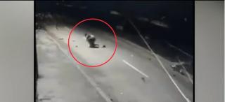 Un tânăr din Craiova a scăpat ca prin minune dintr-un accident spectaculos (Video)