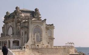 Cazinoul din Constanţa va fi în sfârşit salvat. Monumentul istoric intră în reparaţii capitale