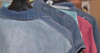 Două tinere din Cluj şi-au transformat pasiunea pentru pictură într-o afacere