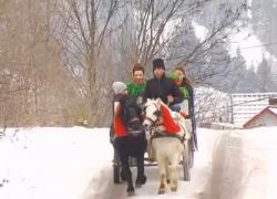 Turiştii se pregătesc de sărbători tradiţionale în Bucovina