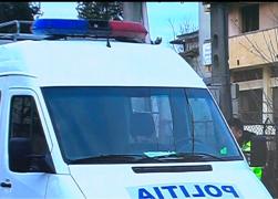 Un hoţ le-a furat maşina poliţiştilor care îl audiau, în Mehedinţi