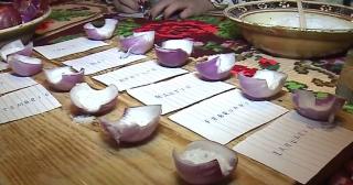 Calendarul de ceapă, tradiția prin care se află vremea din noul an