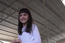 Georgiana suferă de paralizie cerebrală și are nevoie de ajutor