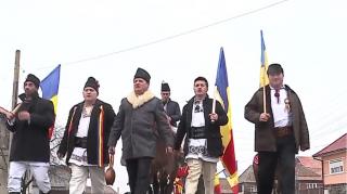 Dans popular, îmbrăcăminte tradițională și bucate alese, la Balul Ionilor