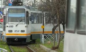 Dosar penal pentru vatmanul care s-a şicanat cu un şofer în Bucureşti