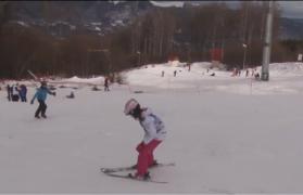 Vacanţa elevilor salvează sezonul de iarnă la munte