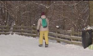 Sfaturi de la salvamontişti, după ce 10 turişti au rămas blocaţi peste noapte în Azuga