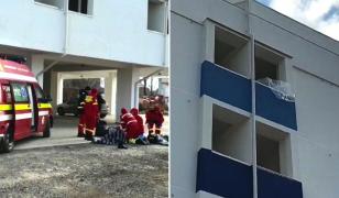 Un bărbat a murit la Eforie, după ce a căzut de la etajul unui bloc