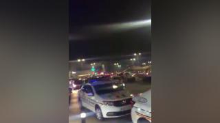 Două mall-uri din Râmnicu Vâlcea, evacuate după o alertă falsă cu bombă (Video)