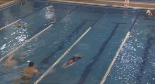 Lecția de înot: de la joacă la disciplină