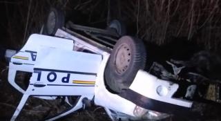 Polițiști în misiune, răniți într-un accident produs în Satu Mare