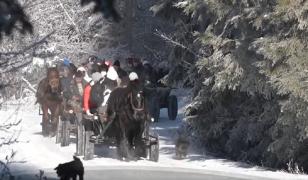 Călătorie inedită cu căruţele în inima Transilvaniei