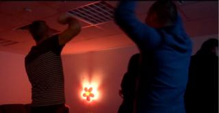 Se măresc amenzile pentru cei care fac zgomot la bloc