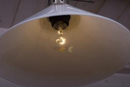 România, codaşă în Europa la plata facturilor la utilităţi