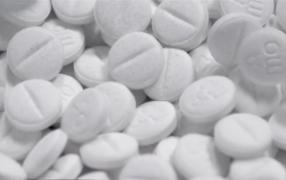 Compania farmaceutică amendată cu milioane de euro acuză Consiliul Concurenţei de rea-credinţă