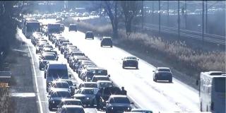 Turiştii au sărbătorit Mica Unire în traficul de pe Valea Prahovei (Video)