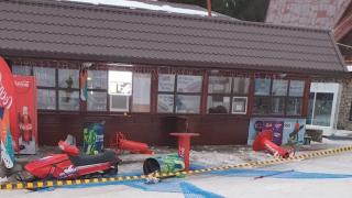 Un adolescent a murit după ce a furat un snowmobil și a făcut accident, în Predeal