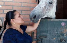 O româncă a murit la serviciu, în Italia. Familia acuză că epuizarea i-a adus sfârşitul (Video)