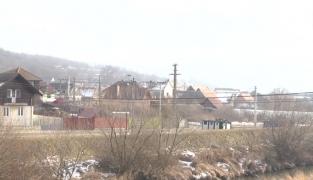 Oamenii din trei localităţi sibiene, terorizați de un miros insuportabil