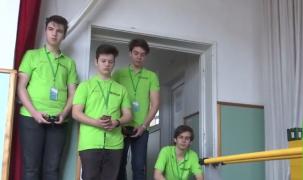 Elevi din Tecuci, îndrăgostiți de robotică şi programare