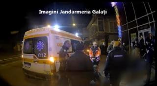 Bărbat sfâșiat de un pitbull în Galați. Jandarmii l-au găsit întins pe trotuar, cu hemoragie