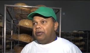 Muncitorii din Sri Lanka duşi la muncă pe furiş la brutăria din Ditrău