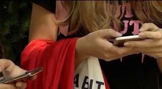 Facebook introduce noi funcţii de control parental