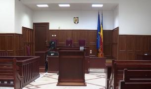 Bărbat amendat după ce a sunat la 112 să anunţe că o femeie era bătută