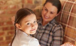 Program flexibil de muncă pentru părinții cu copii sub 8 ani, dorit de UE