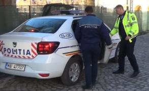 Directorul unui liceu din Oraviţa, acuzat că a terorizat profesoarele şi elevele