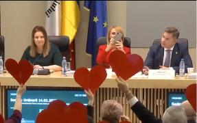 Bugetul Capitalei pe acest an, votat cu inimioare de Ziua Îndrăgostiţilor