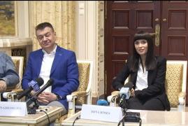 Sculptorii din România, dezamăgiţi de numirea Irinei Rimes ca ambasador al Zilei Brâncuşi