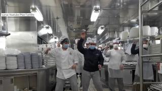 Exemplu de optimism pe nava în carantină din Japonia, din cauza coronavirusului