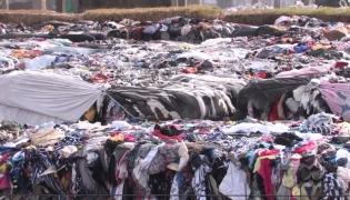 Deșeurile străinilor zac în satele României (Video)