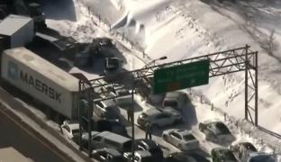 Doi morţi şi 70 de răniţi, după un carambol cu 200 de maşini produs în Canada (Video)