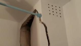 Explozie puternică într-un bloc din Slatina. Trei persoane au ajuns la spital