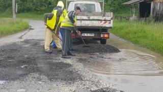 Infrastructura României se construiește cu muncitori necalificaţi