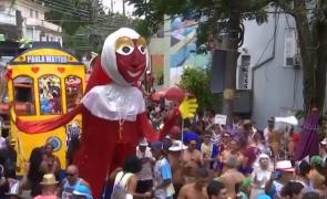 A început Carnavalul de Rio. Petreceri de stradă în mai multe cartiere ale oraşului