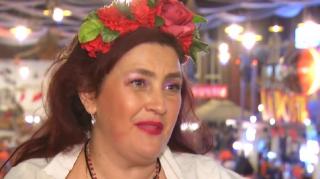 Rona Hartner, show muzical după ce a învins cancerul: "Am luat-o ca pe o încercare a vieţii"