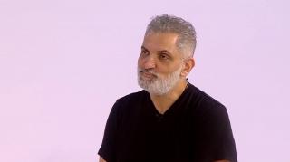 Damian Drăghici, 50 de ani de viață, în mijlocul publicului