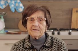 O bunică din Italia a transformat sfaturile medicilor despre coronavirus într-o lecţie amuzantă (Video)